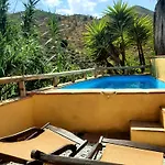 Adobe Getaway With 'private Plunge Pool' *