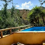Adobe Getaway With 'private Plunge Pool' *