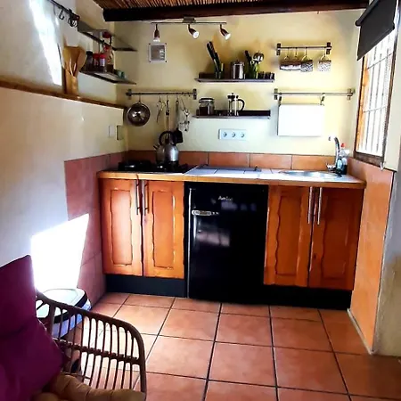 Adobe Getaway With 'private Plunge Pool' *