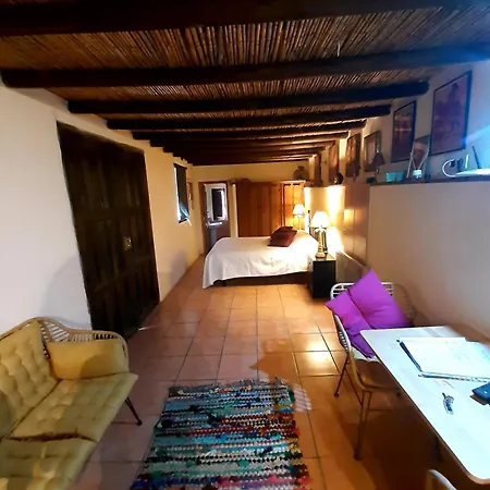 Adobe Getaway With 'private Plunge Pool' Viñuela