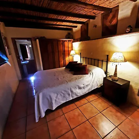 Adobe Getaway With 'private Plunge Pool' Casa de Férias *